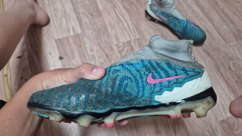 Бутсы nike phantom