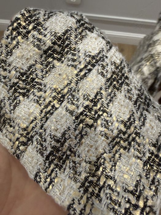 Продам пиджак фирма Guess