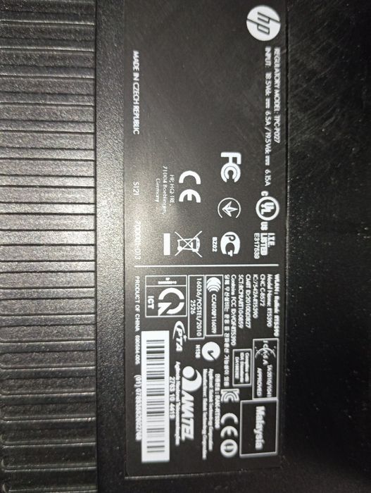 Компьютер жасап тұрған