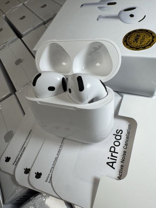 AirPods 4 ANC с 100% шумоподавлениям Type-C
