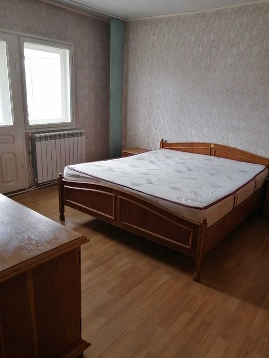 Inchiriez apartament