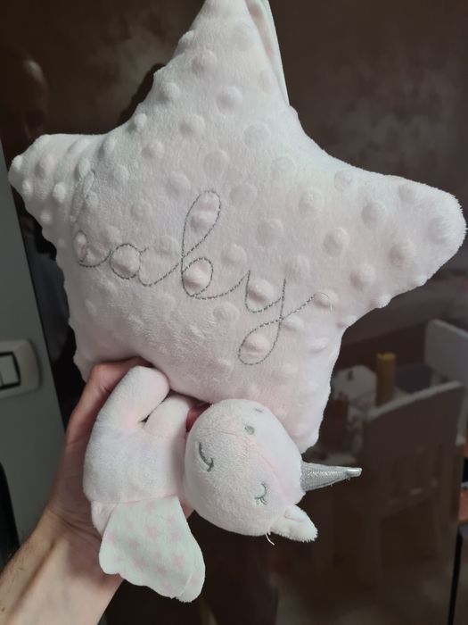 Jucarie bebe Chicco steluta roz cu unicorn