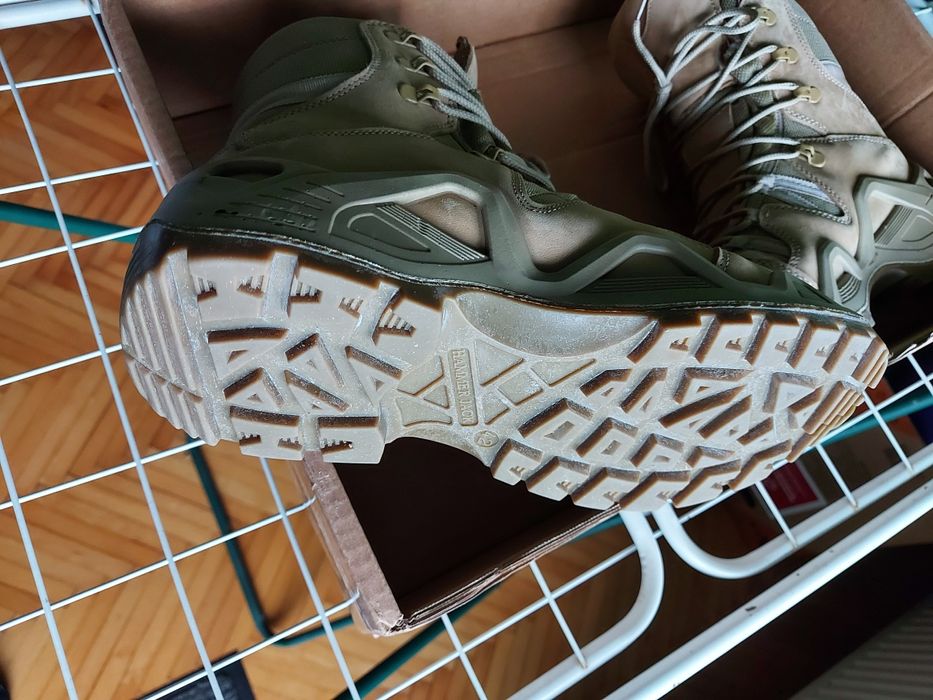 Bocanci pentru teren 4 anotimpuri