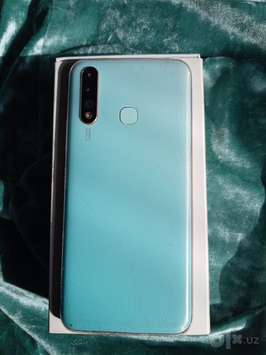 Smartfon VIVO y 19 8/256