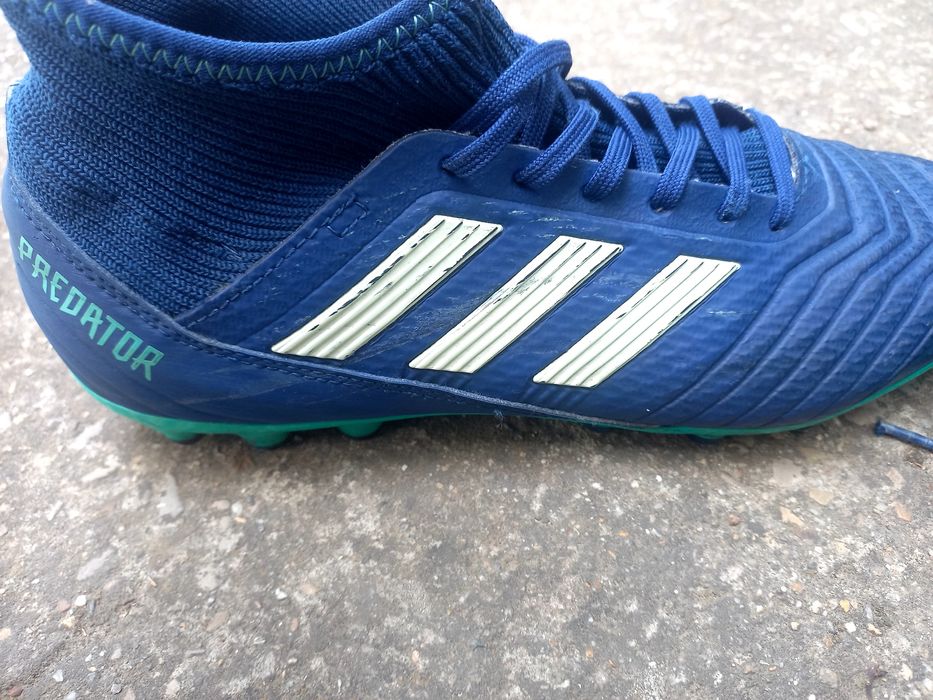 Бутонки Adidas predator