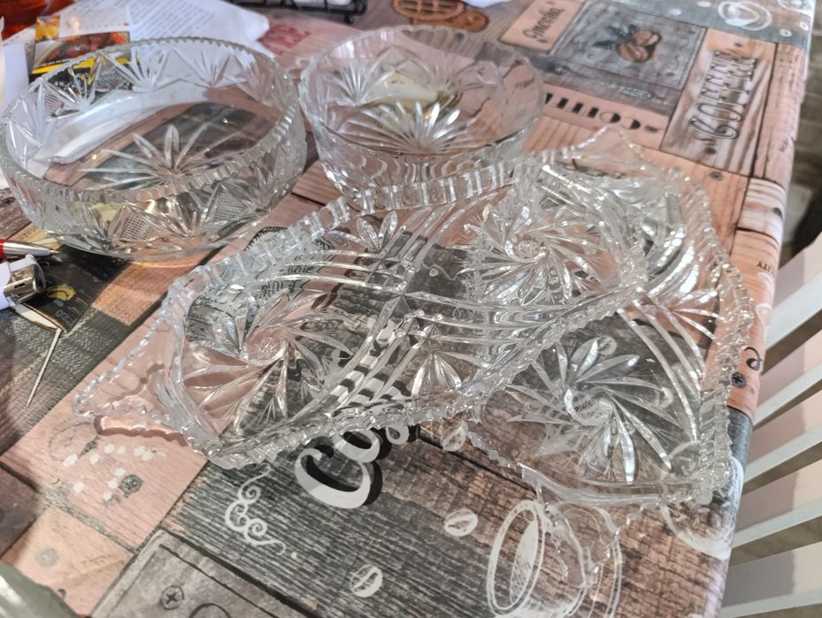 Кристални подноси и купи