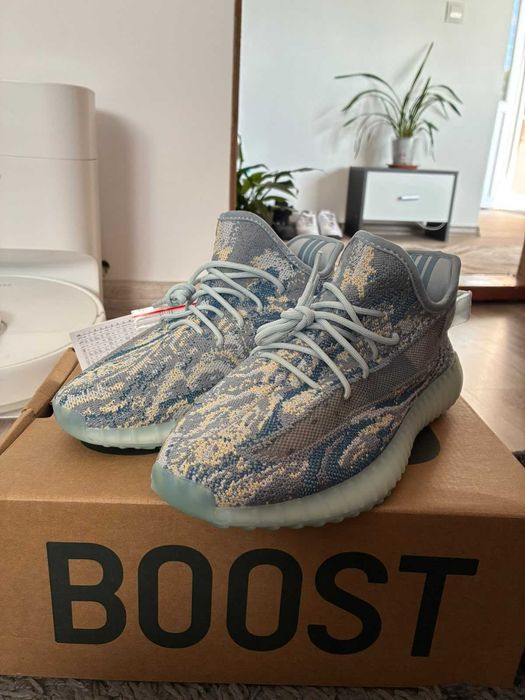 yeezy boost 350 v2 Mx Frost Blue noi