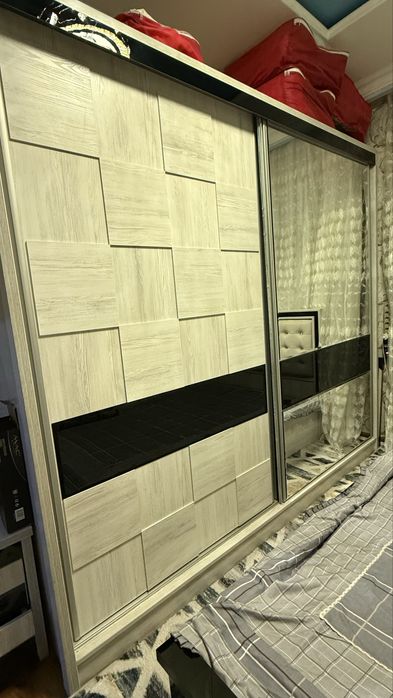 Спальный гарнитур в идеальном состоянии