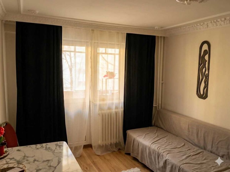 Proprietar inchiriez 2 camere delfinului,mega mall