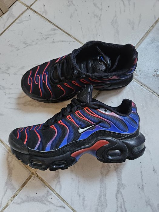 Nike Air Max Plus. No 35.5, известни с разцветката "Spider-Man", Бутонки No 36 супер запазени!