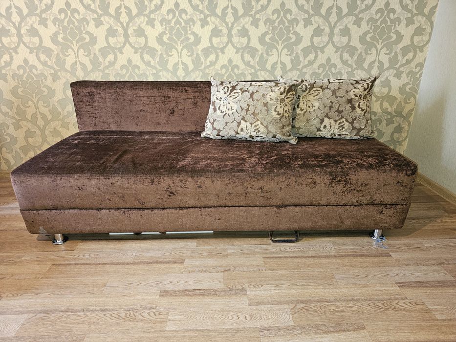 Продам диван б/у