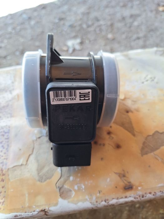 Датчик массового расхода воздуха