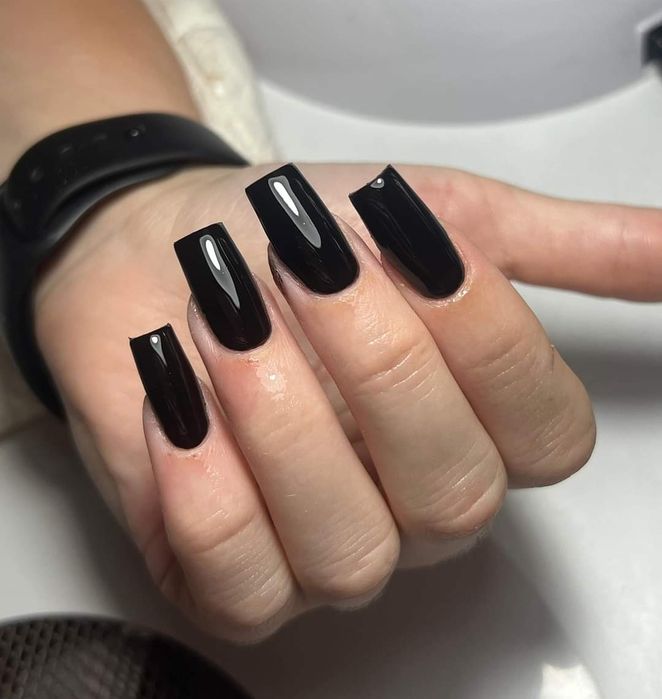 Manichiura și pedichiura, Semi și gel pe unghia naturală