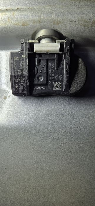 BMW X1,X2 2017г.215/55/17  7J×17. ET47 5×112 цо66 +сензори за налягане