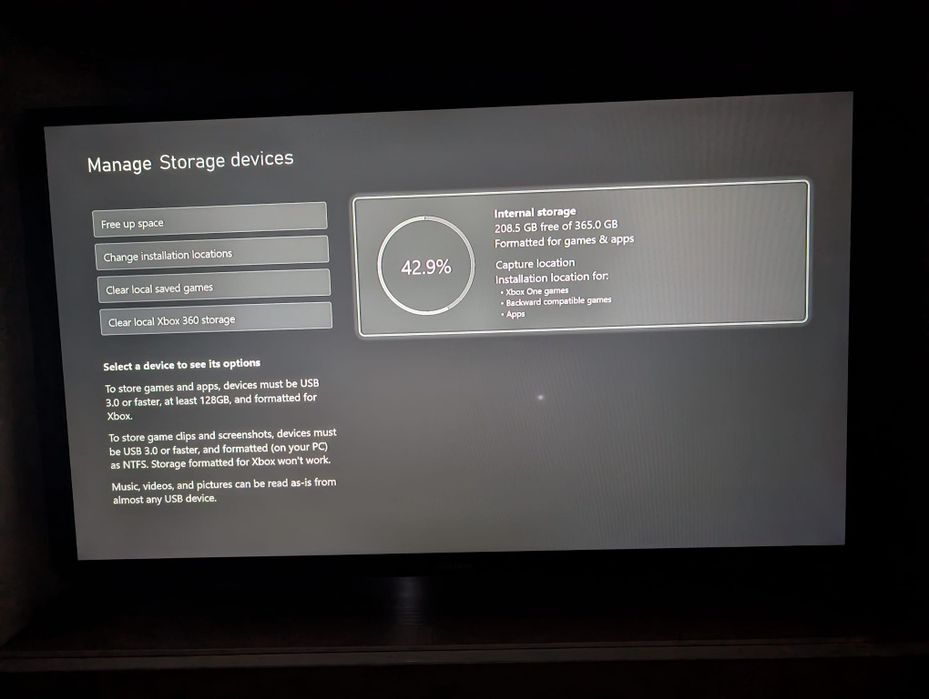 Xbox one cu kinect si două controllere