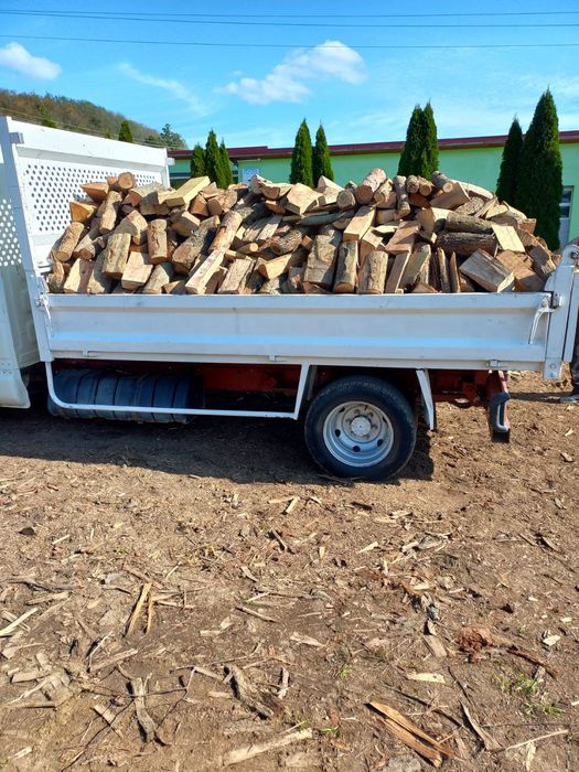 Lemne de foc esență tare.