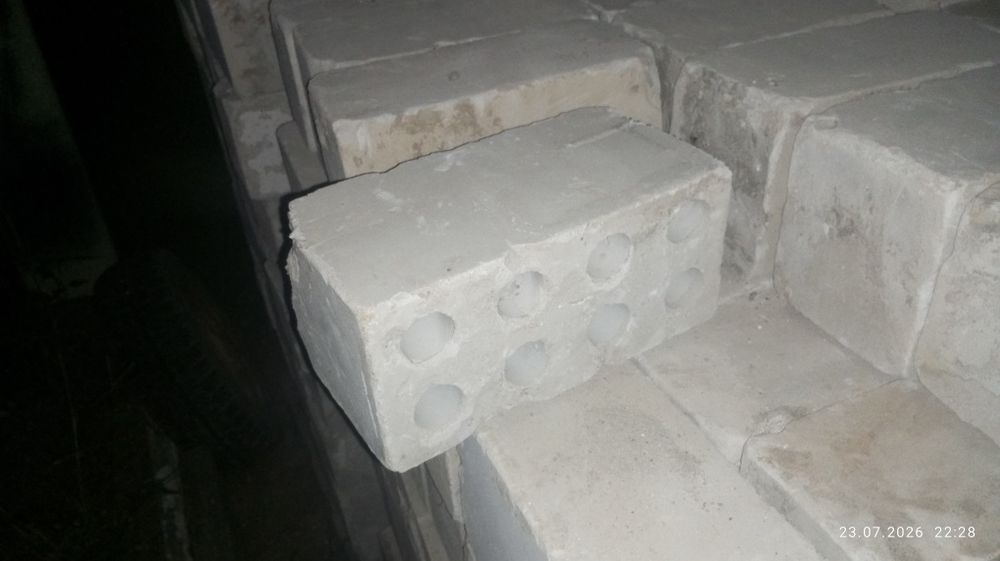Кирпич двойной бу