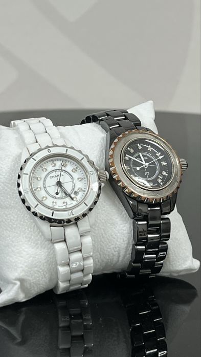 Продам женские часы Chanel
