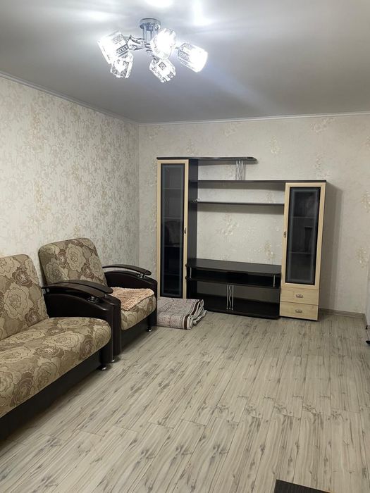 Сдам 2 комнатную квартиру