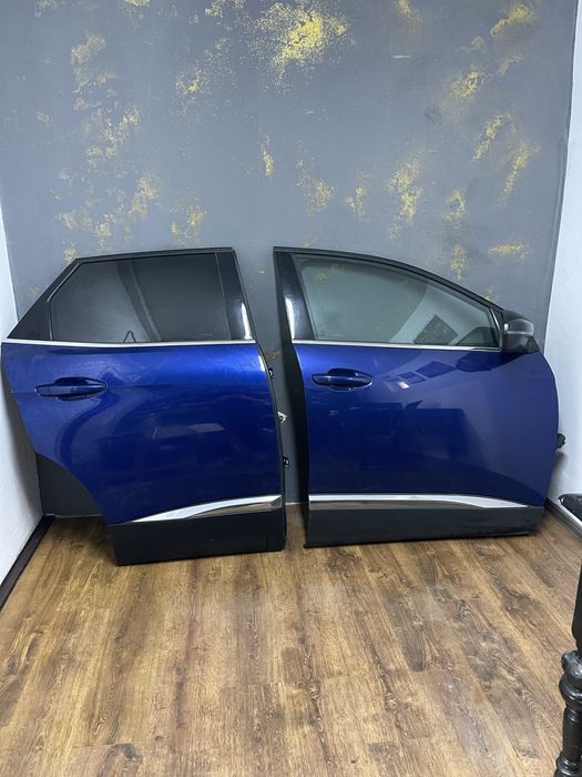 Usa / Portiera Peugeot 3008 II dreapta spate Completa an 2017-2024
