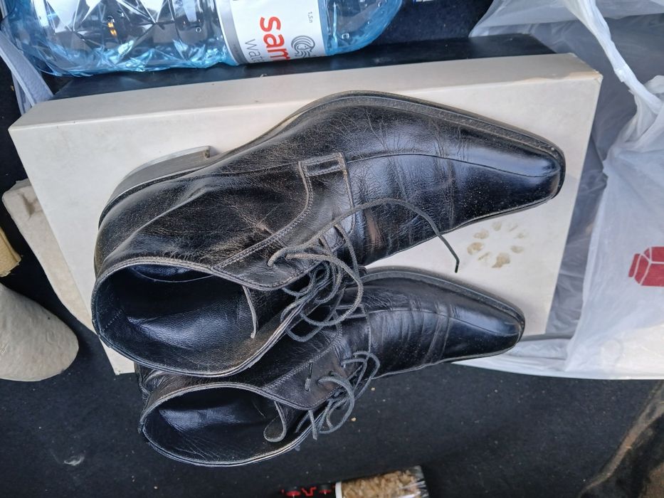 Ботинки кожанные осенние черные утепленные