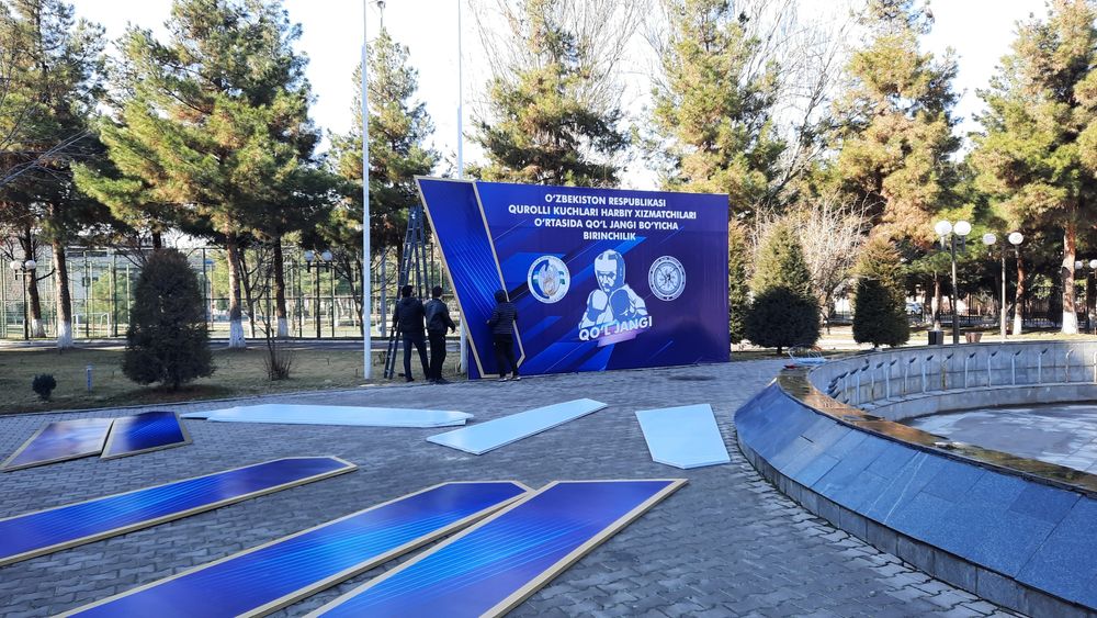 Наружная реклама ю,Экосолвентная печать баннер,оракал,сеточный оракал.