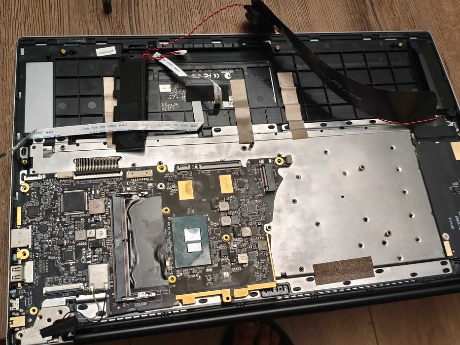 Reparații Laptop / PC • Instalare Windows • Curățare Praf