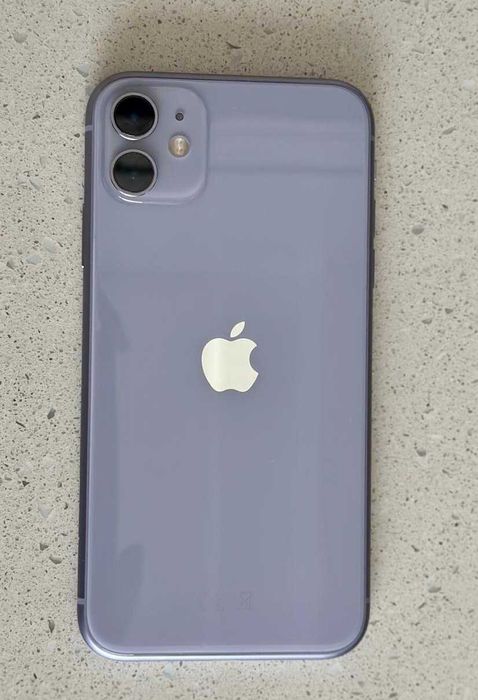Iphone 11  64 GB