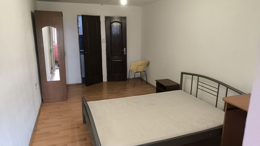Garsoniera modestă cfr progresul