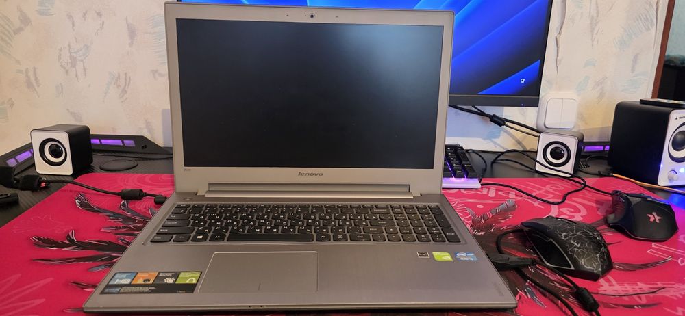 Продам Обменяю Lenovo Z500