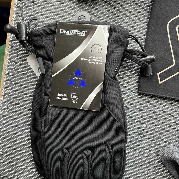 Работни Зимни Шапки Ръкавици Snickers Blaklader L.Abrador Dickies CAT