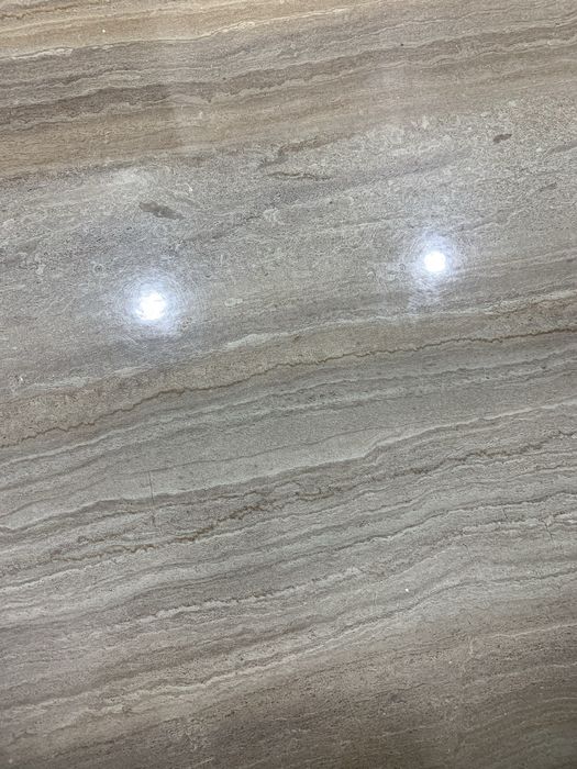 Продается стол в хорошем состоянии