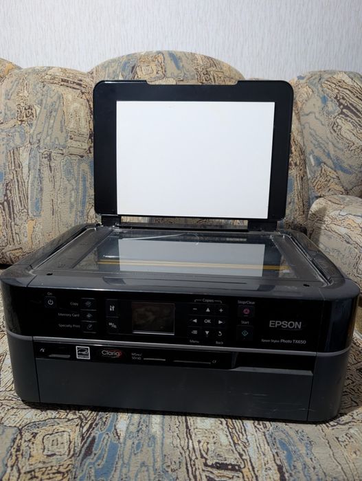 Epson (TX650) принтер, сканер