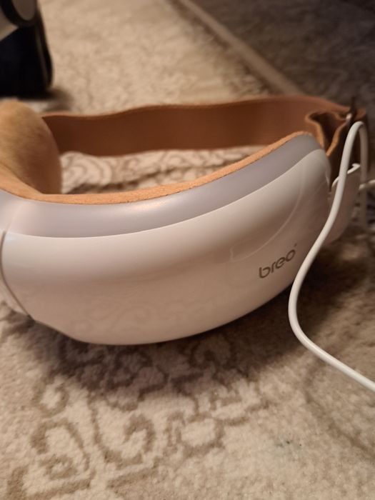 De vanzare aparat masaj ocular Breo