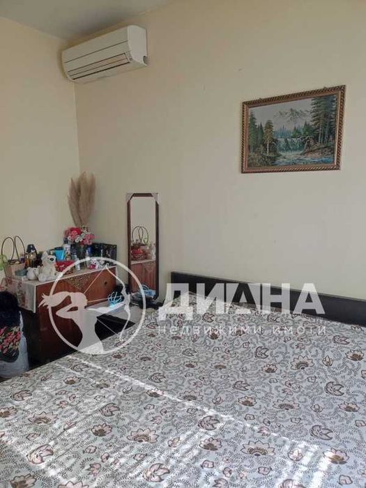 Продава се Тристаен апартамент в Пловдив, Изгрев - 70 кв.м за 1035 €/кв.м - Снимка #4