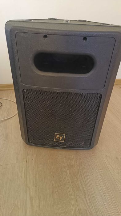 Bas activ electrovoice