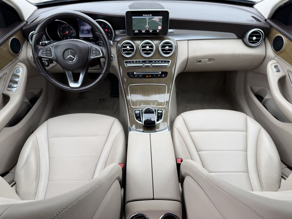 Mercedes W205 C220 CDI Avantgarde / Avtomat  / FULL