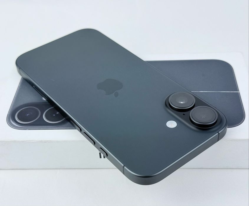 НОВ! Apple iPhone 17 256GB Black Гаранция!