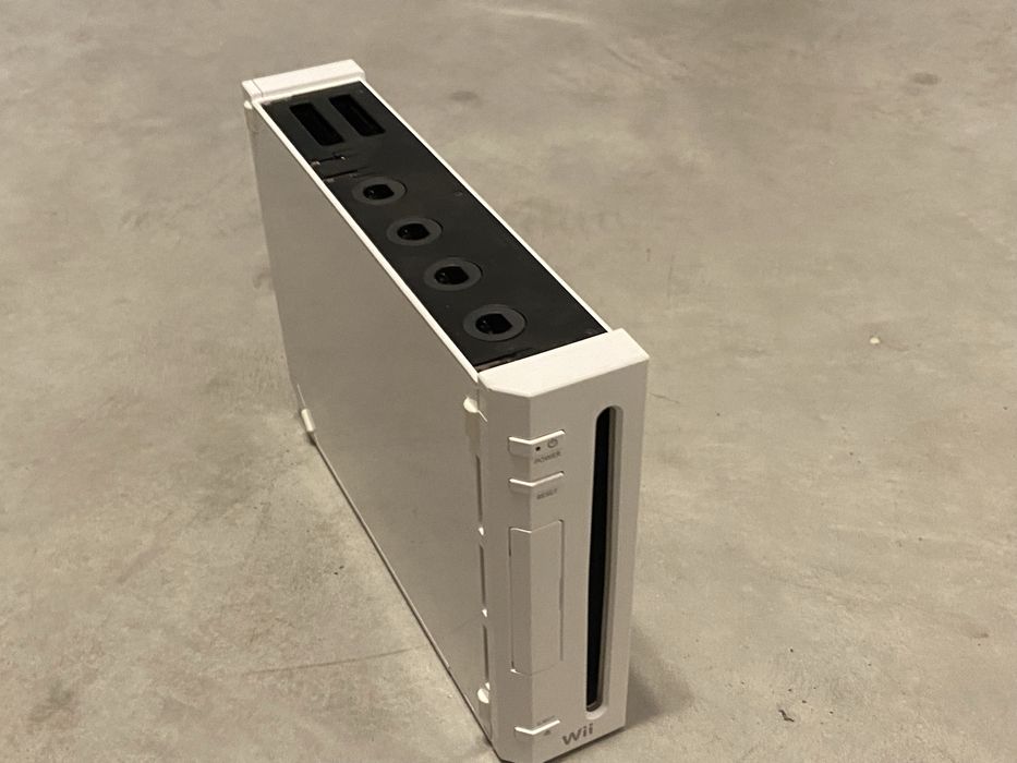Unitate centrala consola-Wii, stare buna, originala-Nintendo.