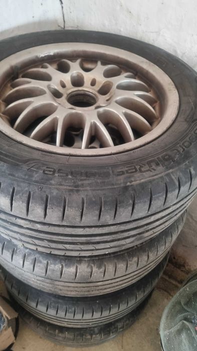 BMW 318 / 2001г./ 2500лв. Бензин - газ, газовата уредба е на 2 години