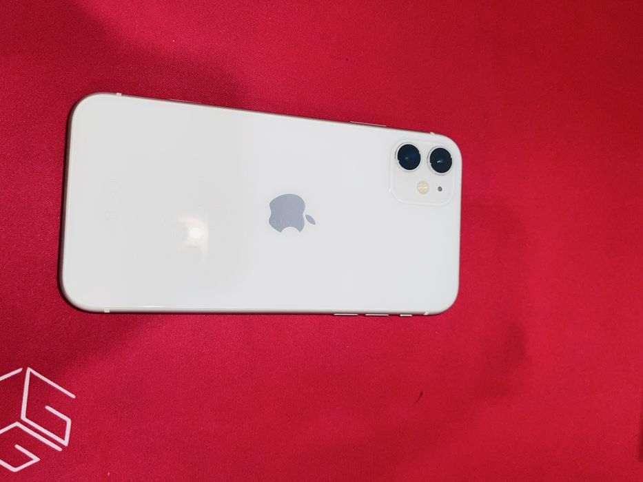 Iphone 11    White