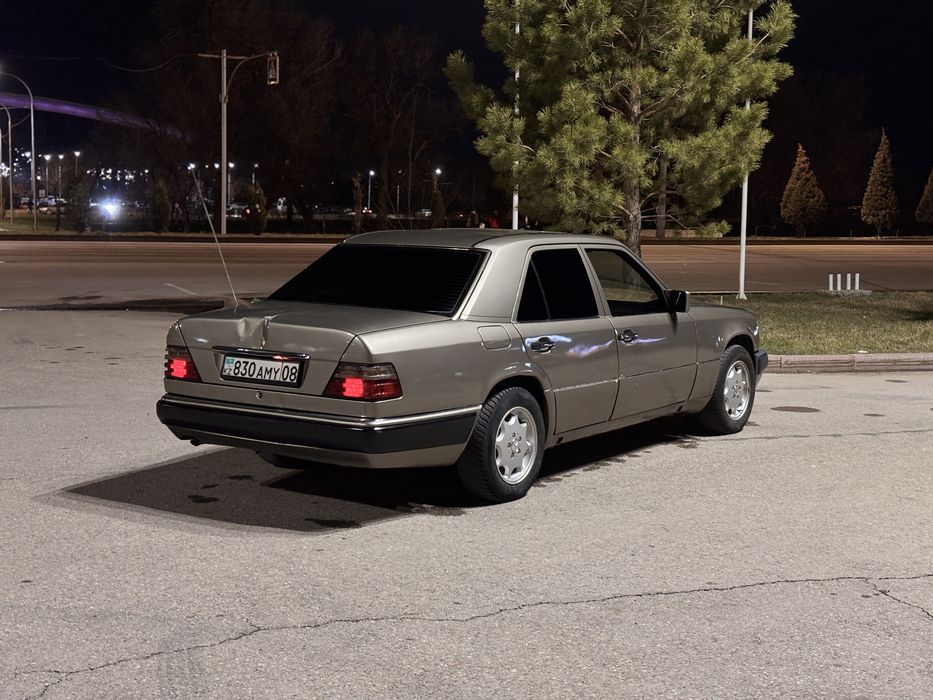 Мерседес 124 ешка