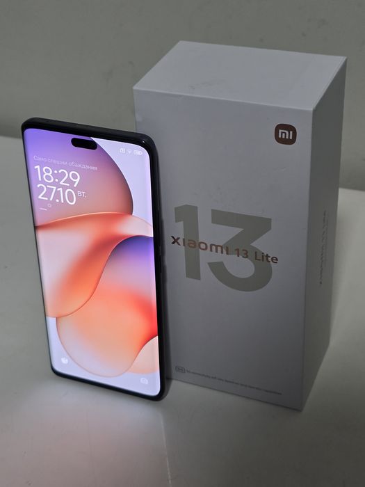 Xiaomi 13 Lite (8GB / 256GB) – Черен, Отлично състояние, Пълен комплект