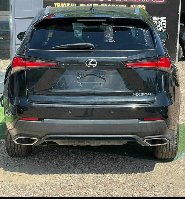 Продам Lexus NX 300
