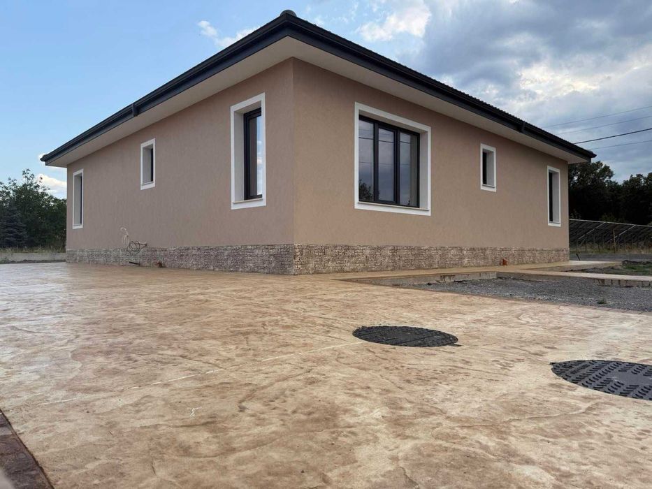 Твоят Нов Дом е Тук – С. Сираково, Само На 10 мин. От Хасково