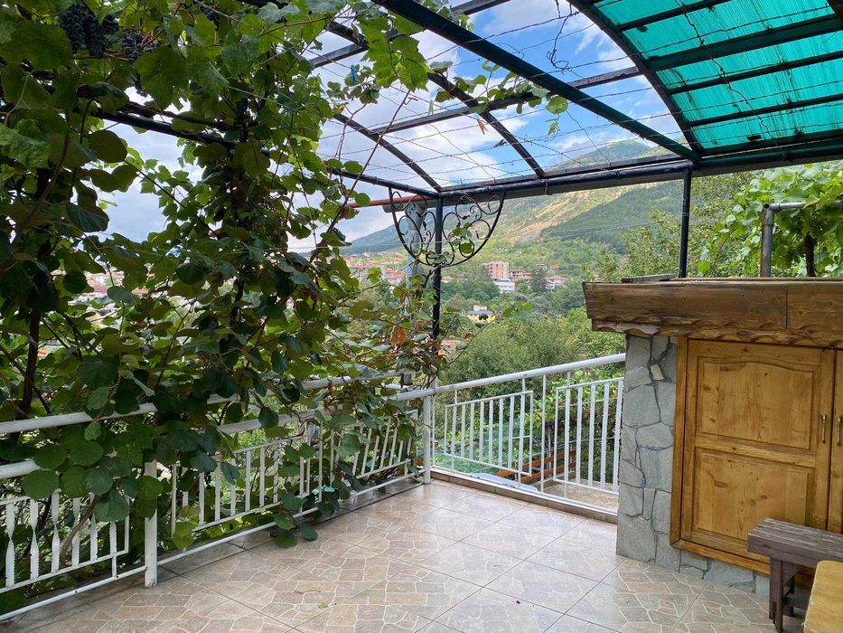 Продава се Етаж от къща в Карлово - 90 кв.м за 901 €/кв.м - Снимка #1