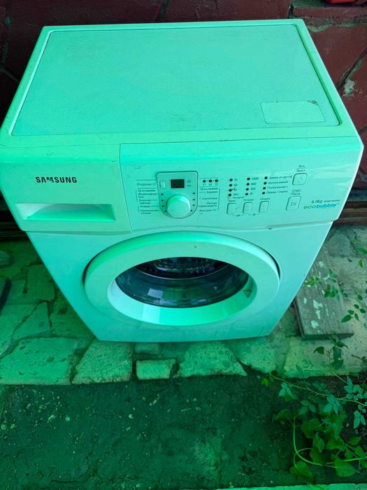 Продам стиральную машину