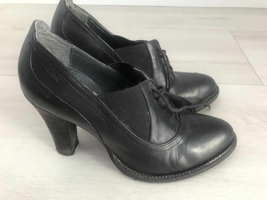 Продам кожаные туфли