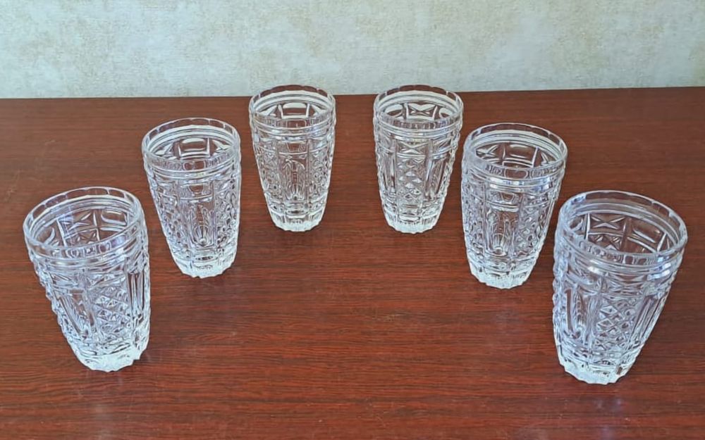 Набор хрустальных стаканов