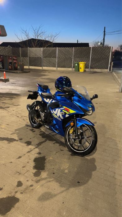 vand suzuki gsx-r 125cc pentru A1